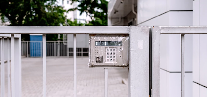 Gate Locks For Metal Gates in Livingston, California