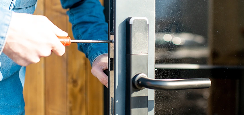Aluminium Door Lock Replacement in Livingston, California