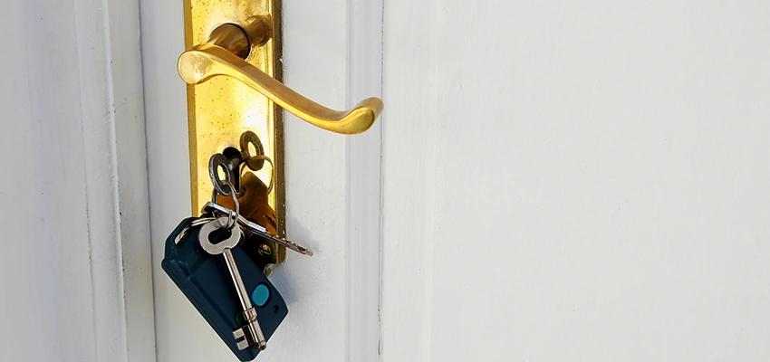 Broken Door Key Extraction in Livingston, CA