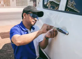Car Locksmith in Livingston, CA